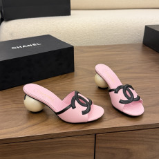 샤넬 2026 더블 C 진주 힐 샌들 7cm