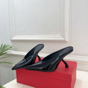 페라가모 S 쉐이프 힐 뮬 9cm