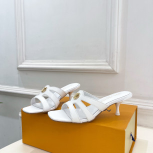 루이비통 26SS 레터 버클 키튼힐 뮬 5.5cm