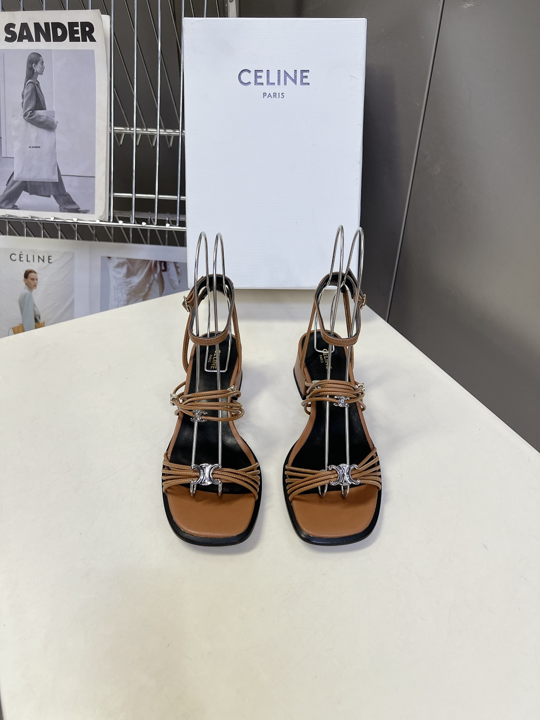 셀린느 클레망스 힐 샌들 4cm