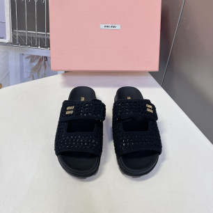 미우미우 26SS 크로셰 벨크로 샌들