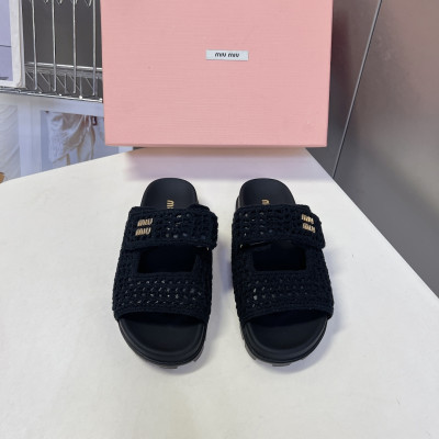 미우미우 26SS 크로셰 벨크로 샌들