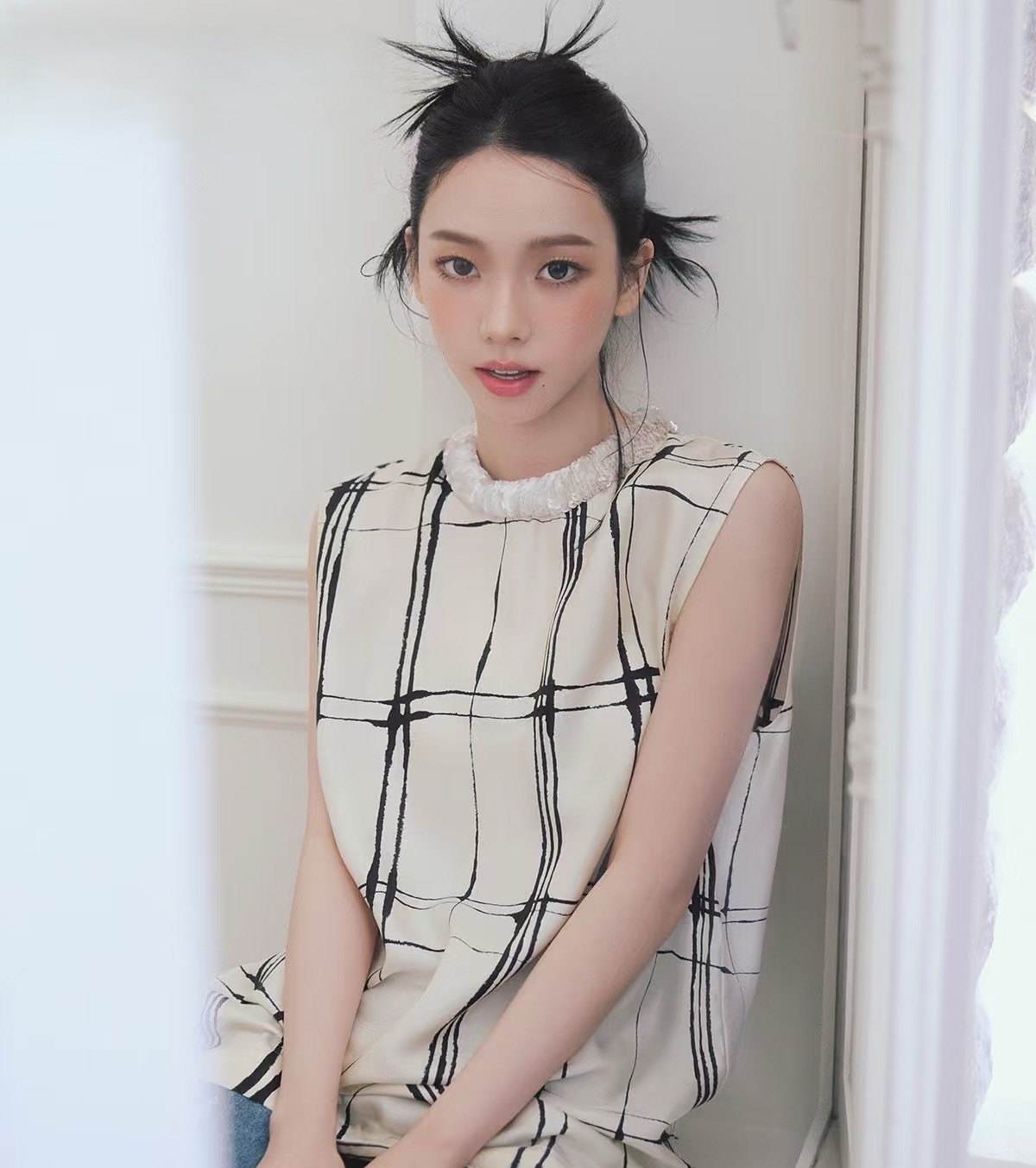 샤넬 26ss 신상 실크 베스트 탑