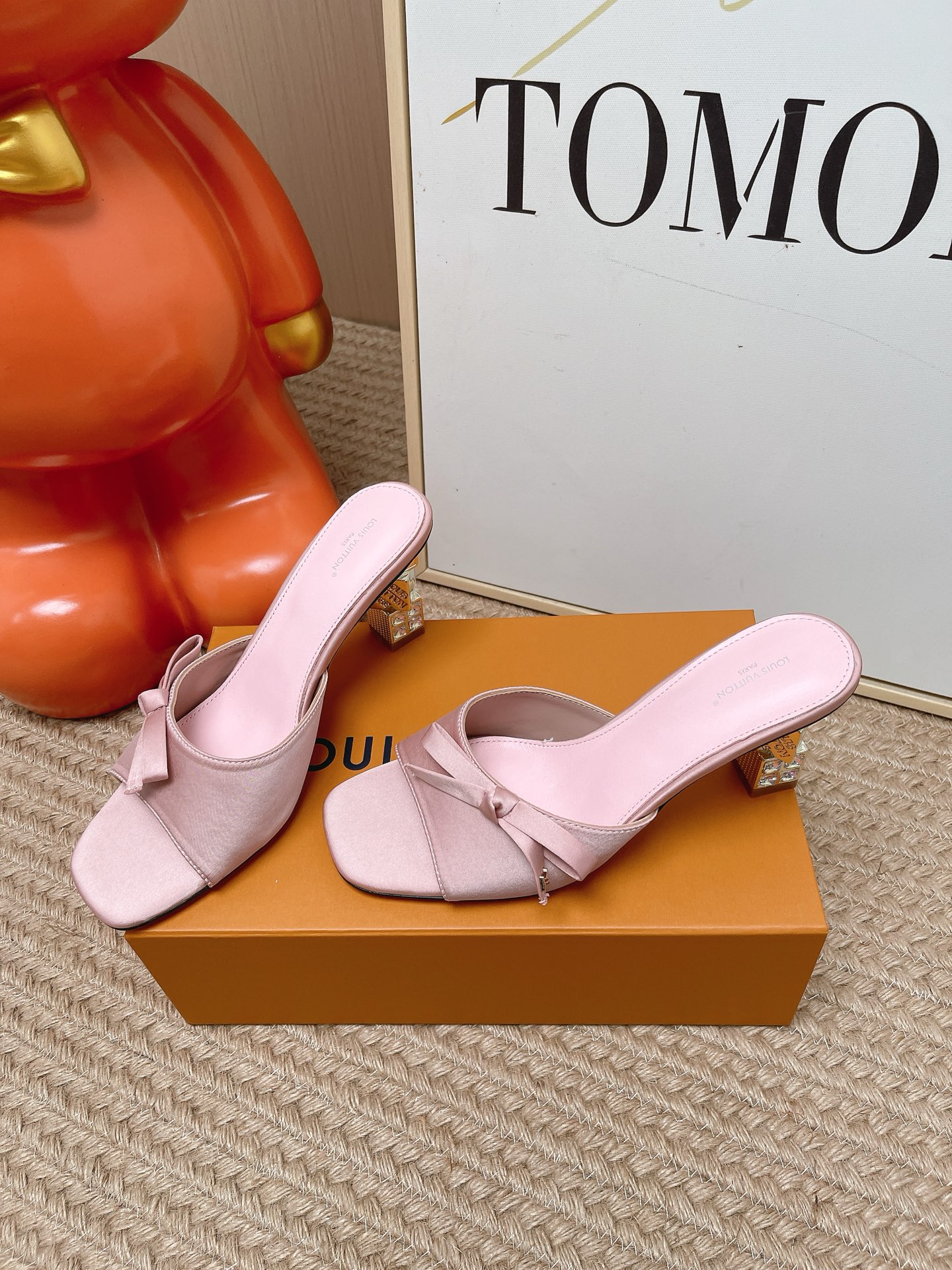 루이비통 LV 큐브 뮬 5.5cm