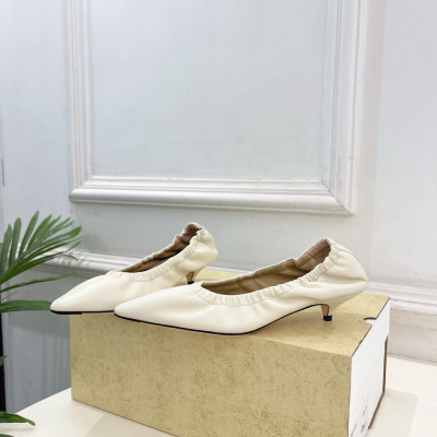 더로우 26 신상 키튼힐 펌프스 3cm
