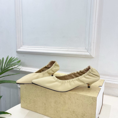 더로우 26 신상 키튼힐 펌프스 3cm