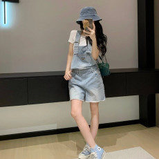 프라다 봄여름 신상 데님 멜빵
