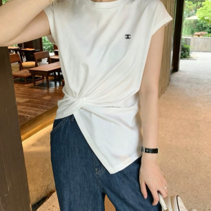 샤넬 26 신상 더블C 자수 티