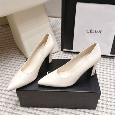 샤넬 26 신상 포인트 토 펌프스 9.5cm