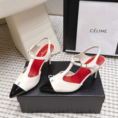 샤넬 26SS T 스트랩 슬링백 9.5cm