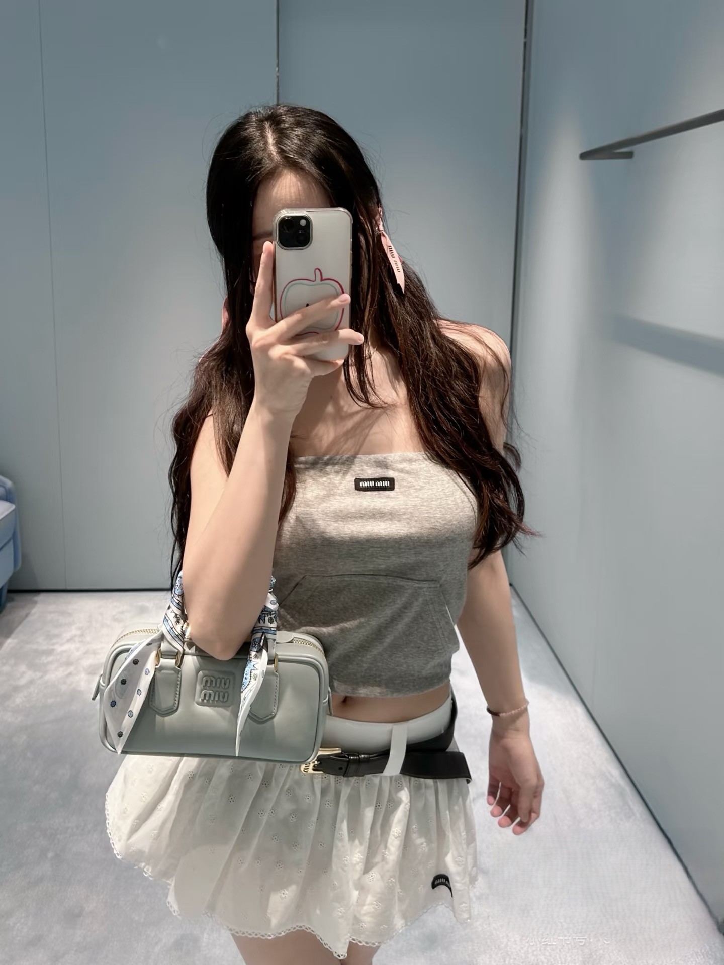 미우미우 26SS 여름 신상 탑