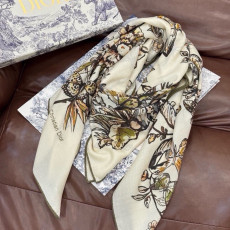디올 Camo Papillon 패턴 숄