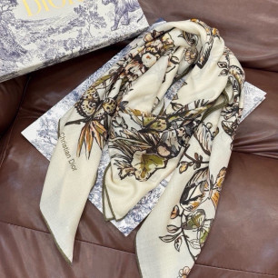 디올 Camo Papillon 패턴 숄