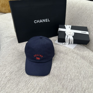 셀린느 볼캡