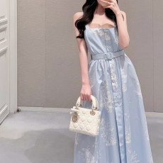 디올 26 신상 벨티드 원피스
