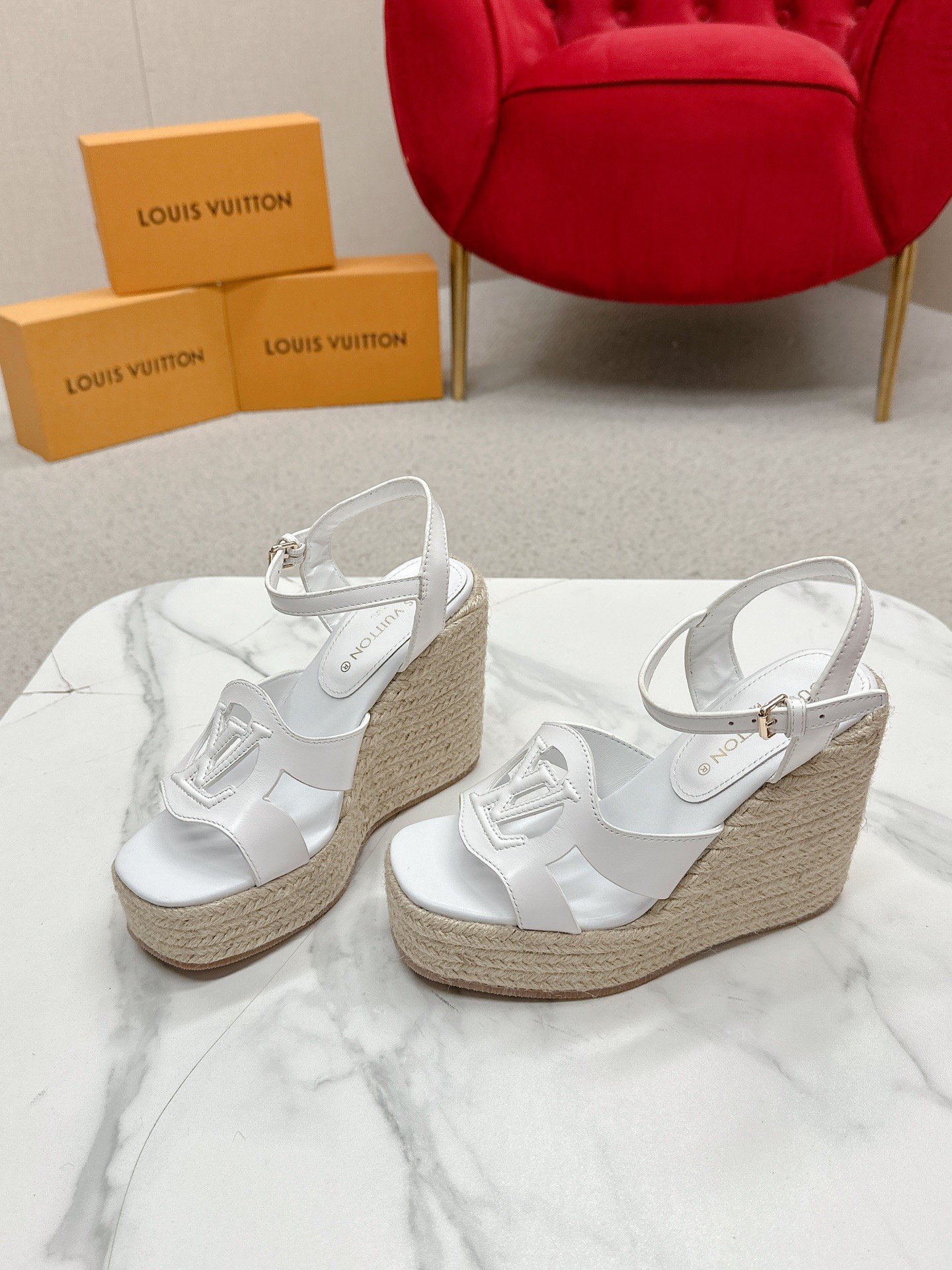 루이비통 이솔라 웨지 샌들 12cm