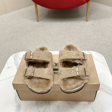 루이비통 플랫 퍼 샌들
