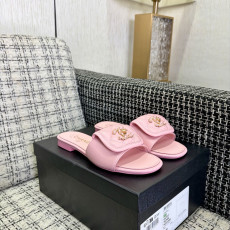 샤넬 26SS 더블 C 버클 샌들