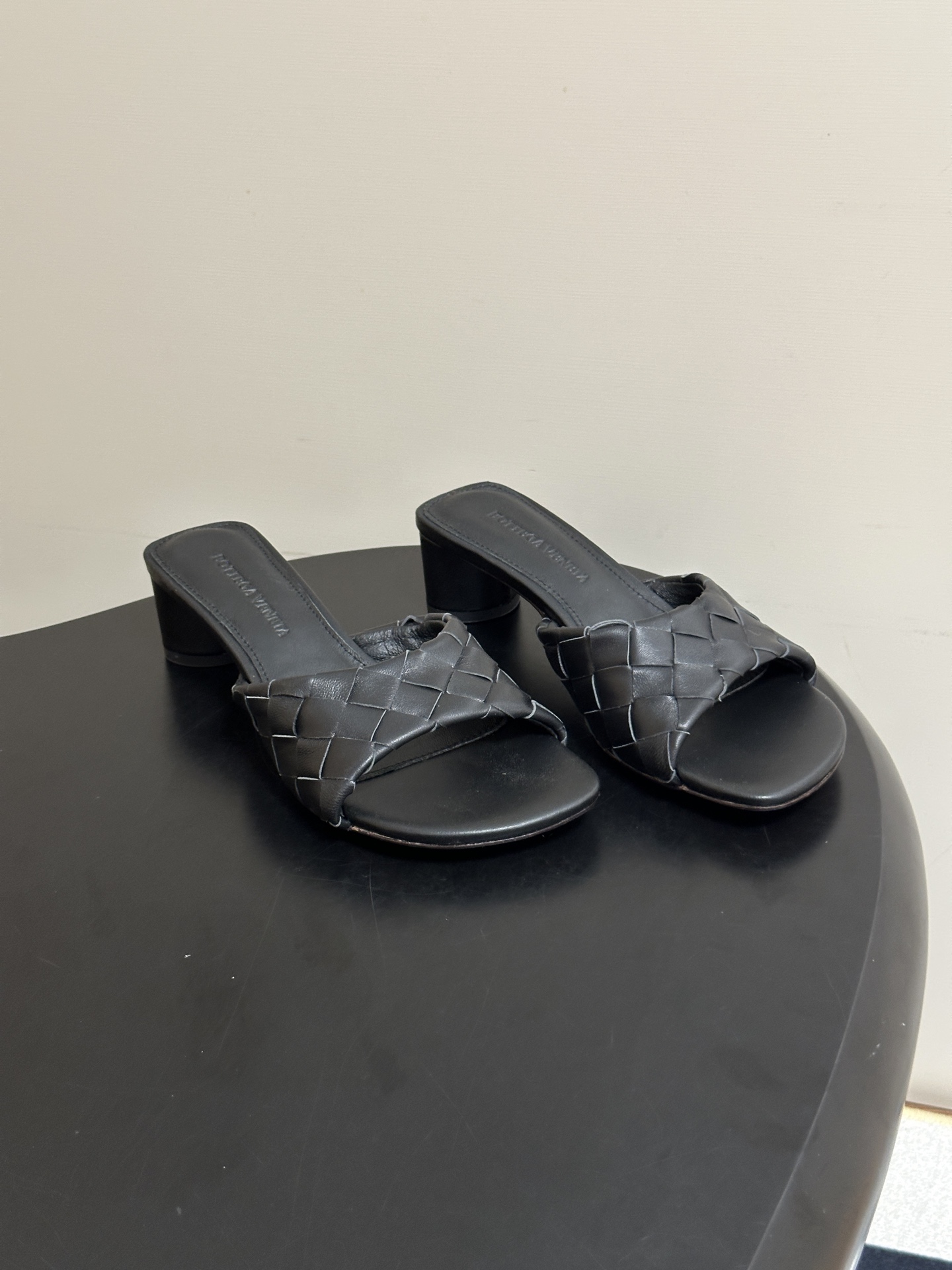 보테가베네타 리비아 뮬 4cm