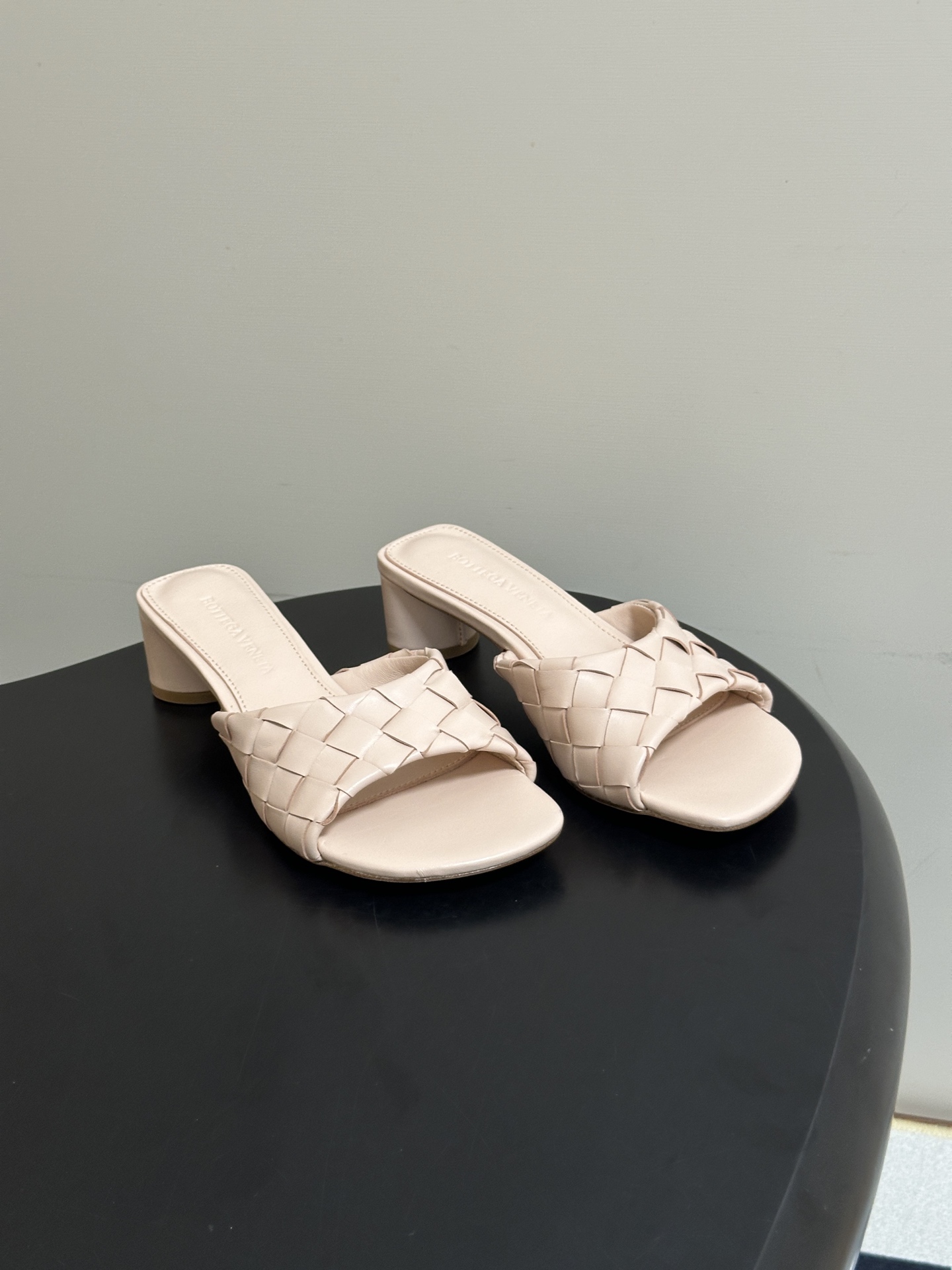 보테가베네타 리비아 뮬 4cm