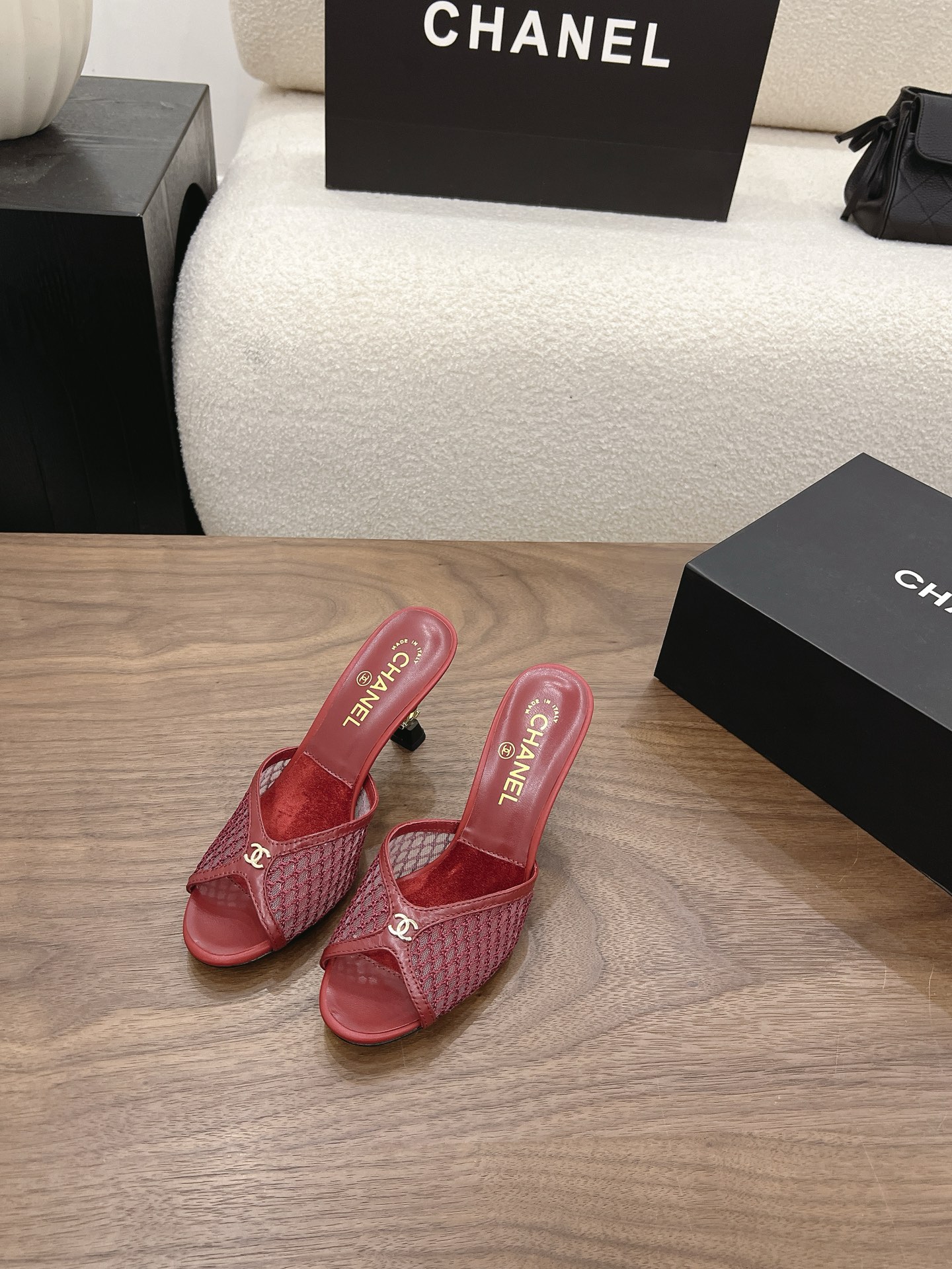 샤넬 2026 우븐 힐 샌들 9cm