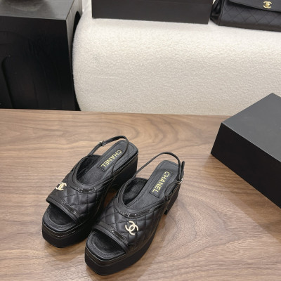 샤넬 26B 플랫폼 퀄팅 샌들