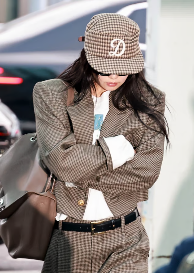 샤넬 하운드투스 체크 울 자켓