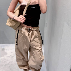 미우미우 26SS 이른 가을 신상 캐주얼 팬츠