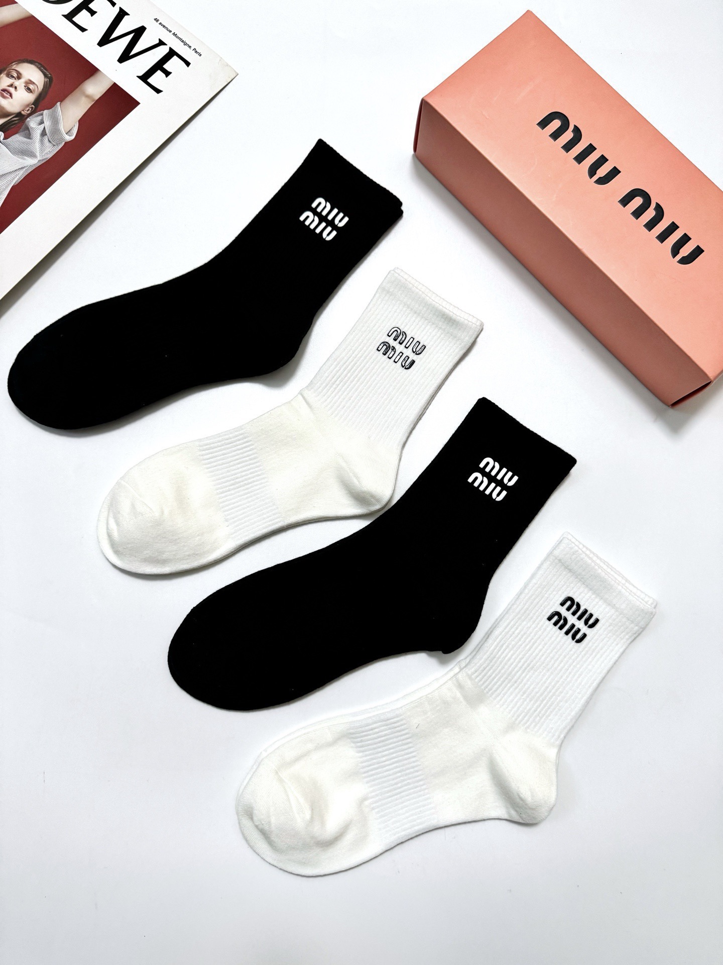 미우미우 양말