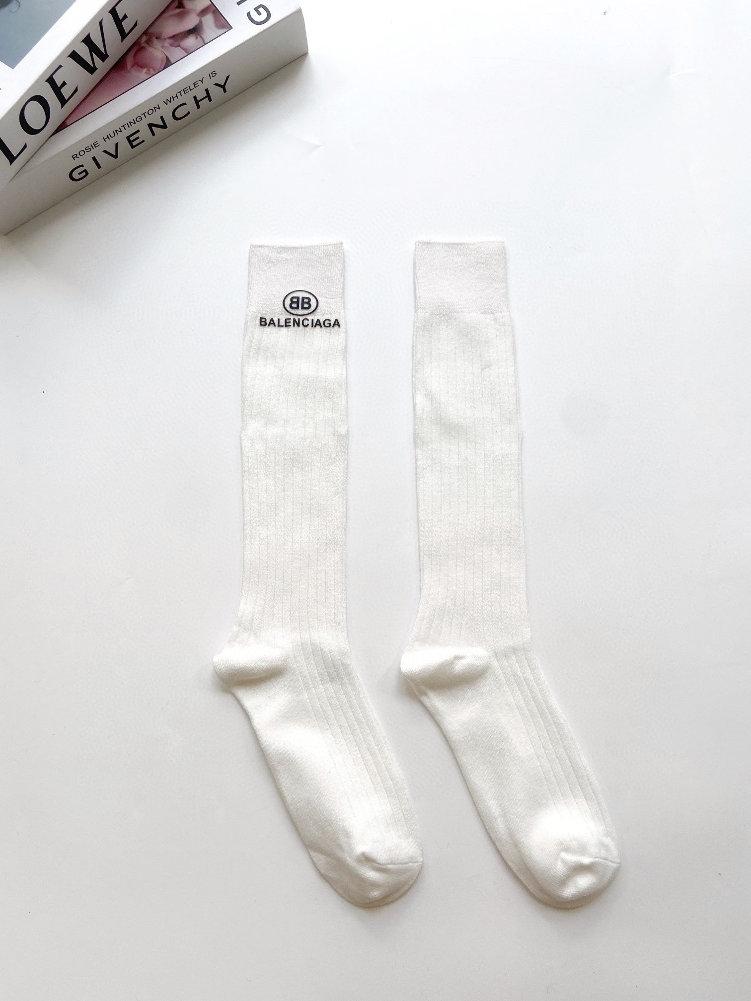 발렌시아가 양말