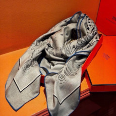 에르메스 Guepards Bandana double face scarf 스카프