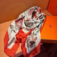 에르메스 En Attendant Ulysse shawl 스카프