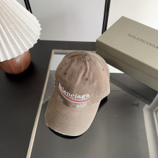 발렌시아가 자수 레터링 신상 볼캡