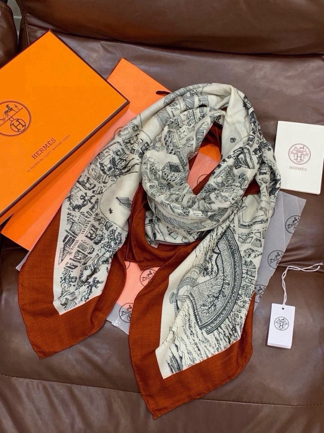 에르메스 La Cite Cavaliere shawl 숄