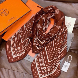 에르메스 Les Cles Bandana shawl 스카프