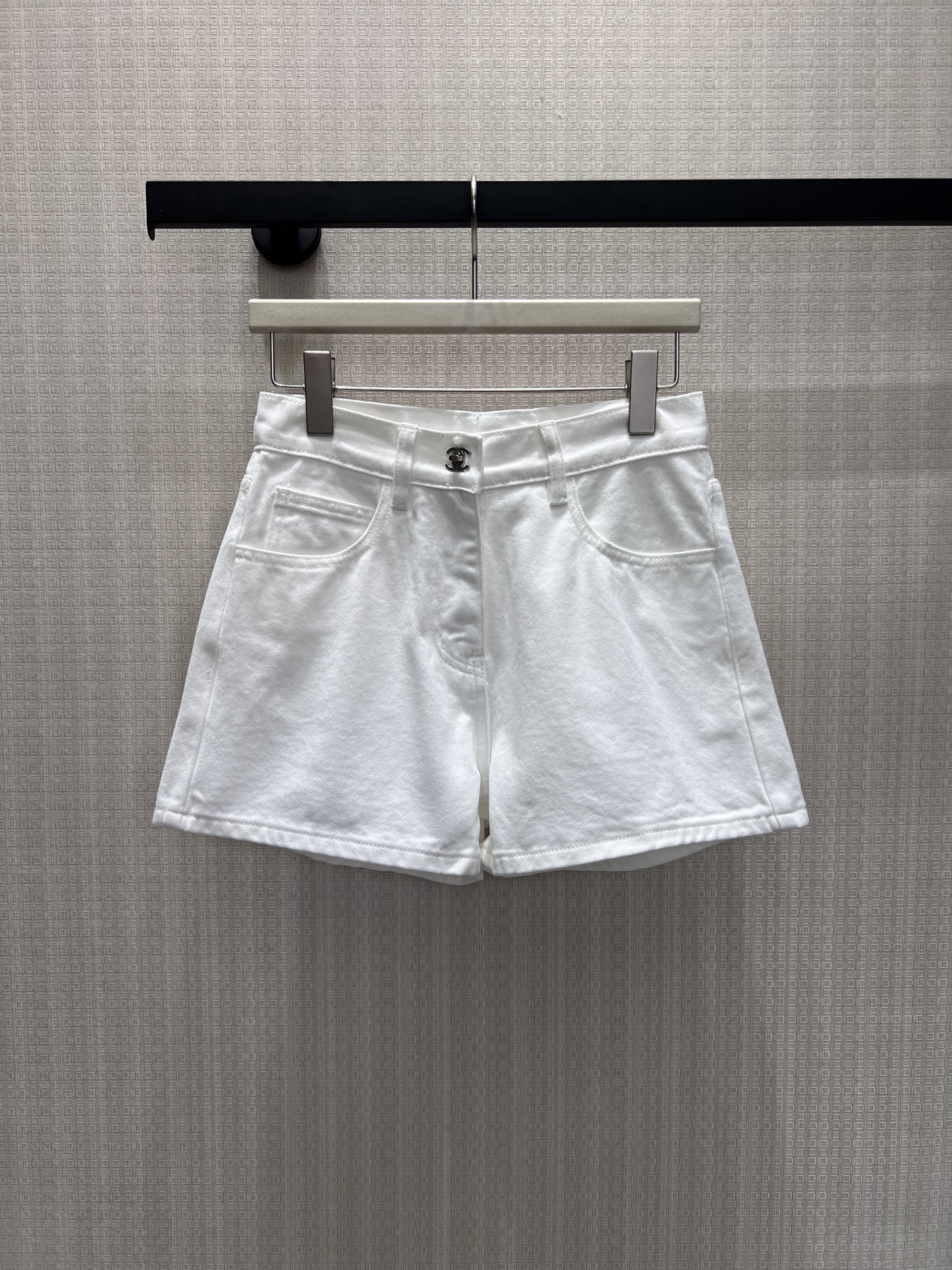 샤넬 26 신상 데님 숏 팬츠