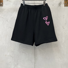 발렌시아가 26SS 하트 반바지