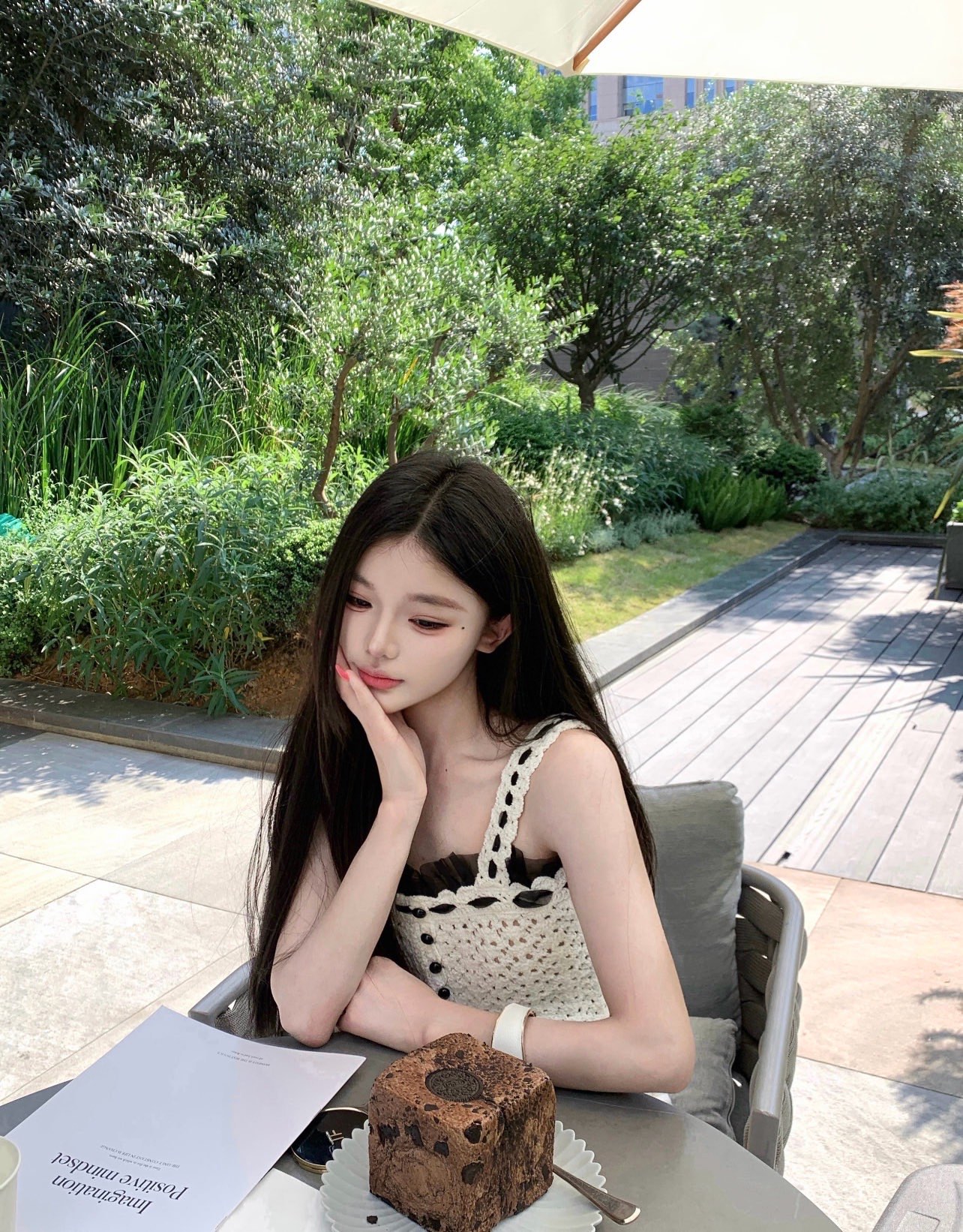 샤넬 2026 초가을 핸드메이드 나시 탑