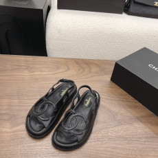 샤넬 26B 비치 샌들