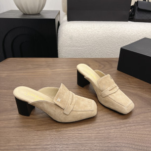샤넬 26B 스퀘어 토 힐 뮬 6.5cm