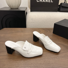 샤넬 26B 스퀘어 토 힐 뮬 6.5cm