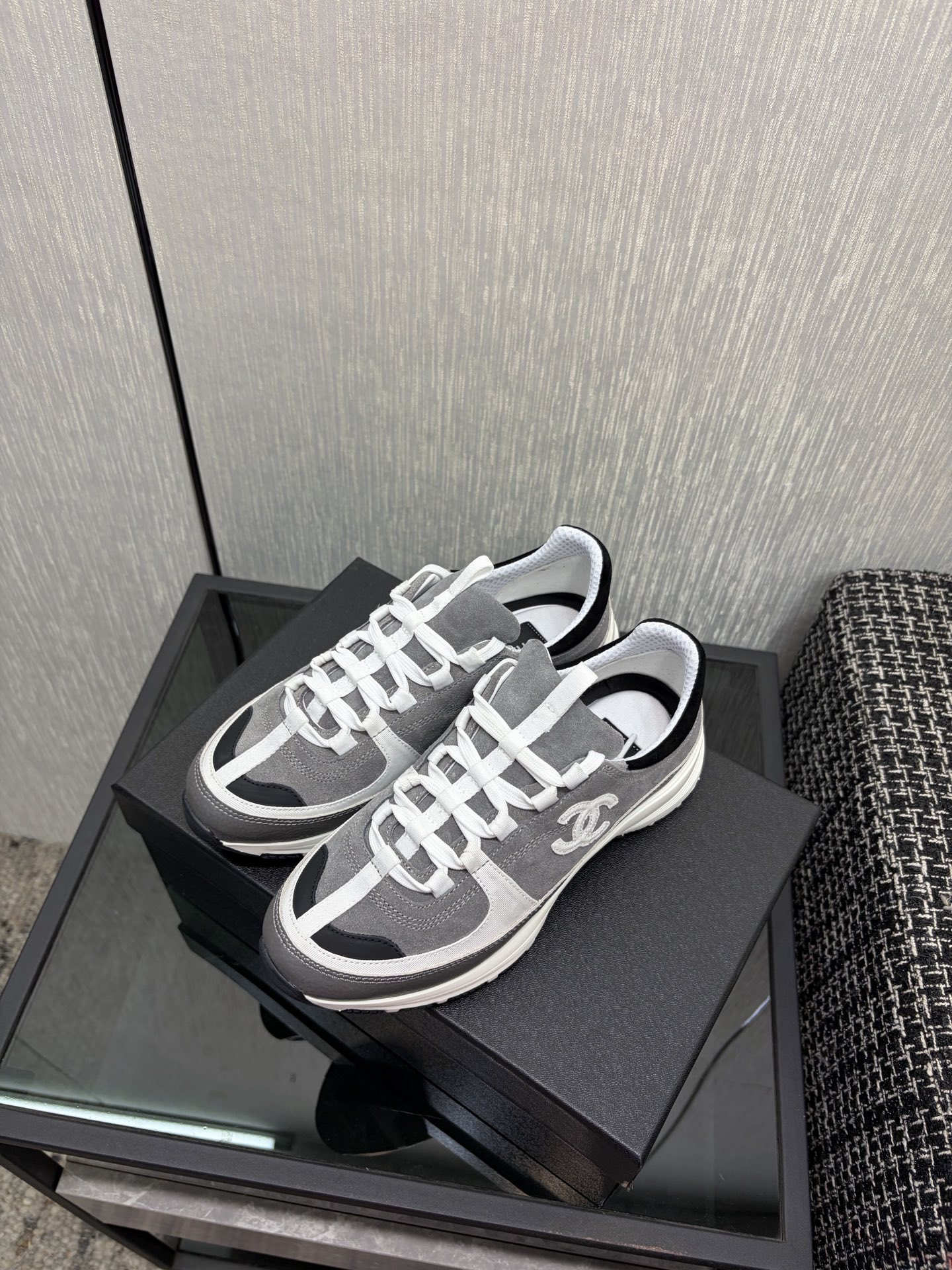 샤넬 26 클래식 스니커즈