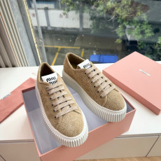 미우미우 26 신상 캐주얼 스니커즈