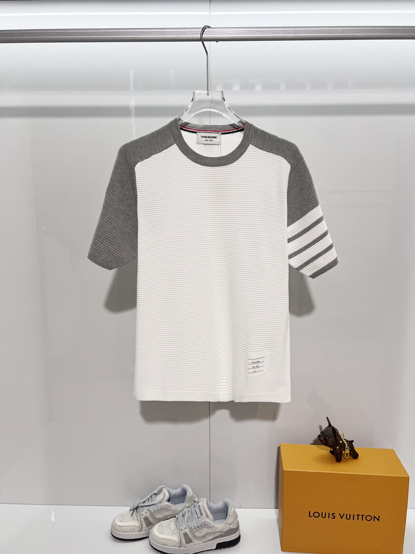 톰브라운 배색 니트 반팔티