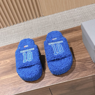 발렌시아가 x NBA 퍼 샌들