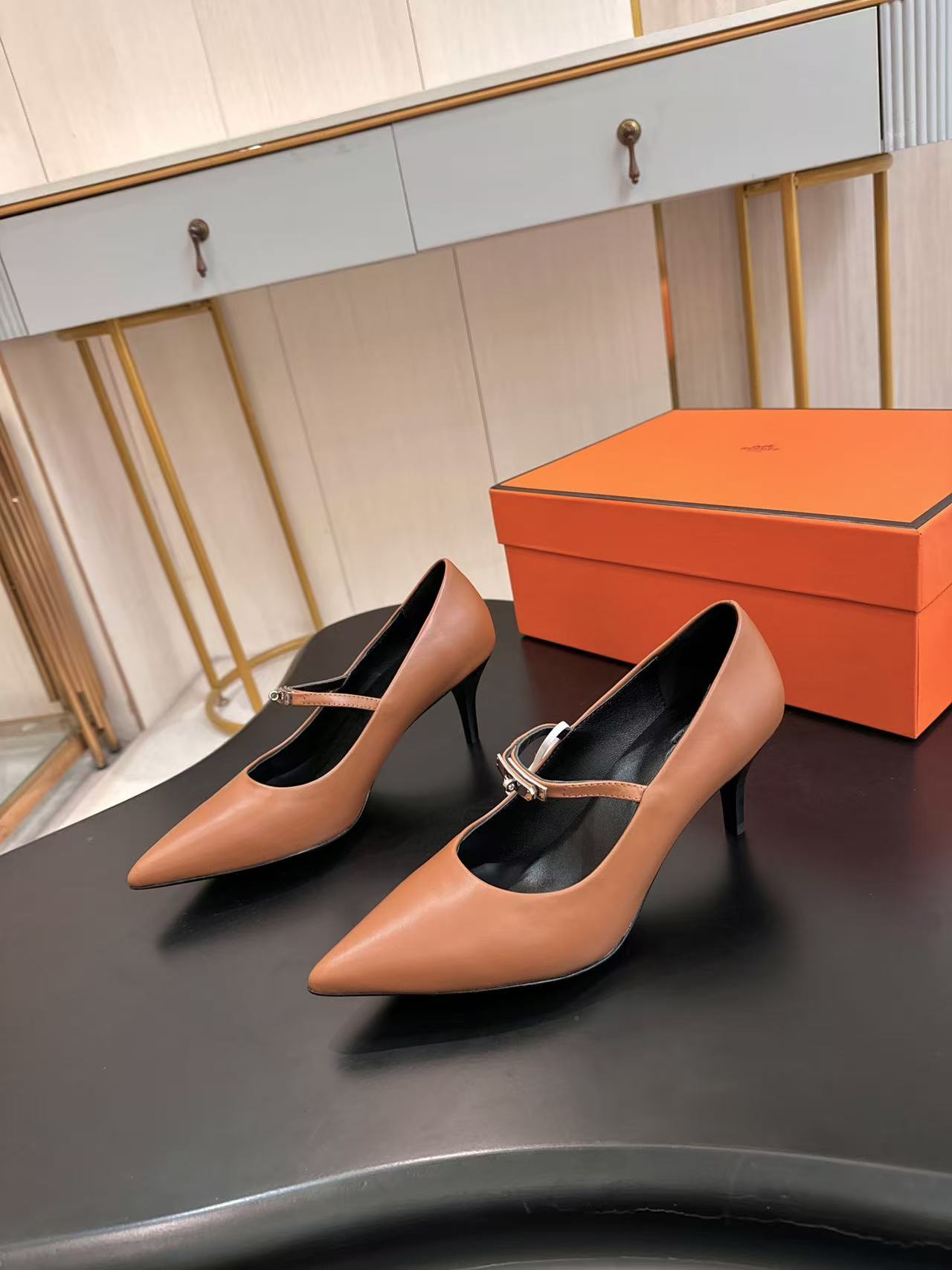 에르메스 Kiara 펌프스 4.5cm