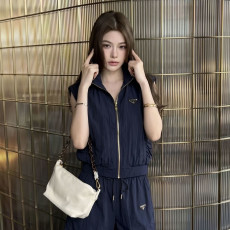 프라다 2026FW 신상 베스트 자켓