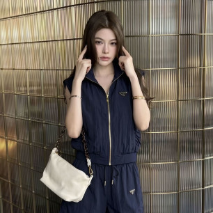 프라다 2026FW 신상 베스트 자켓