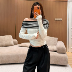 샤넬 2026 초가을 신상 오프숄더 긴팔