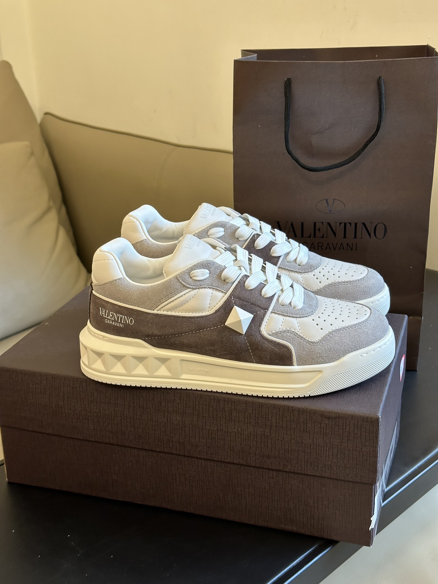 Valentino fw23 new arrival～